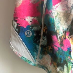 Lululemon hotty hot 2.5”